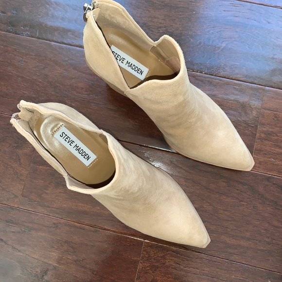 Steve Madden Alyse Tan Suede Booties 8.5 - Picture 2 of 8